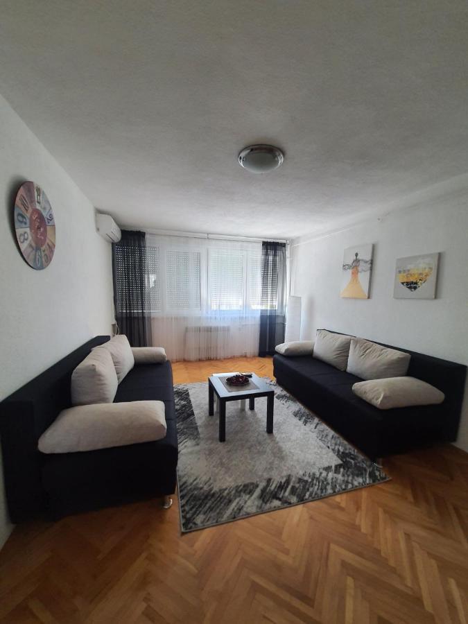 Apartman Natasa Bl バニャ・ルカ エクステリア 写真