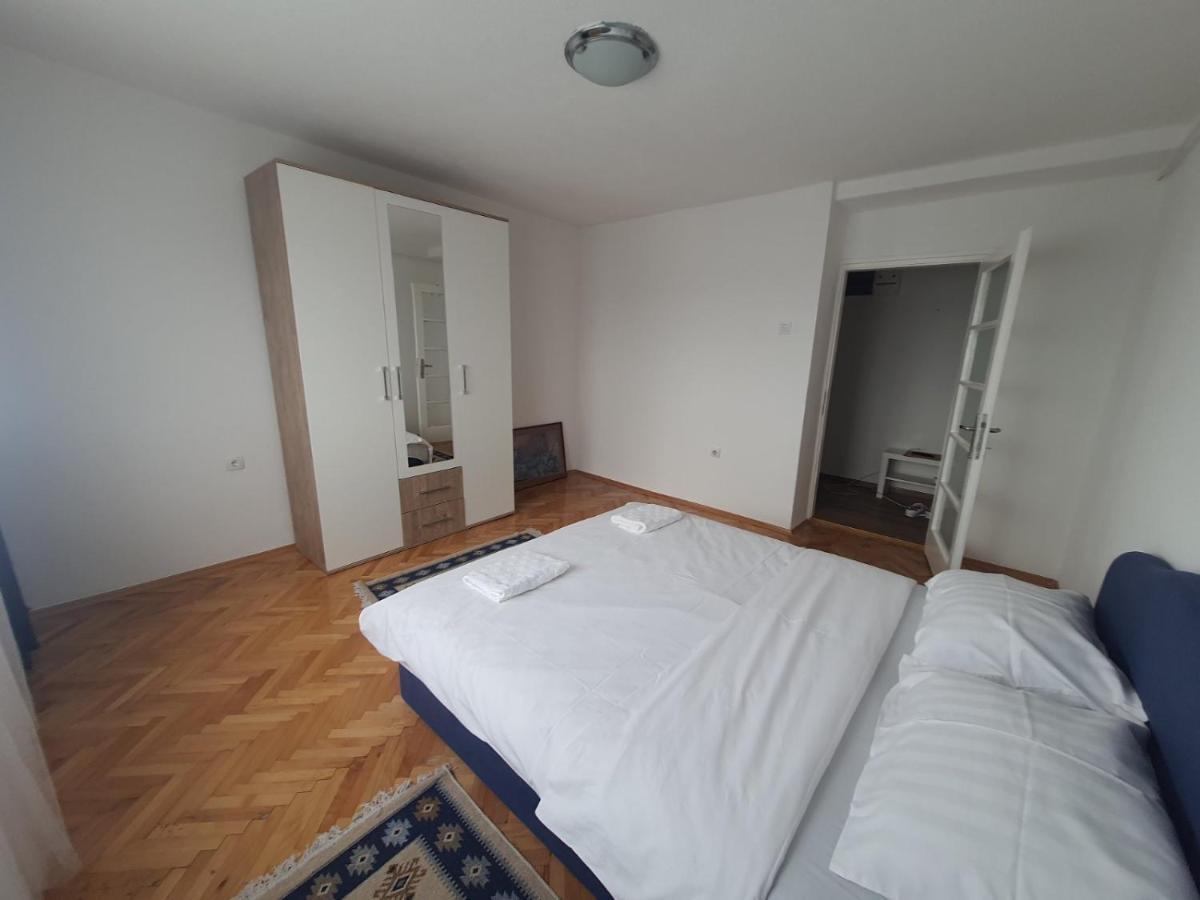 Apartman Natasa Bl バニャ・ルカ エクステリア 写真